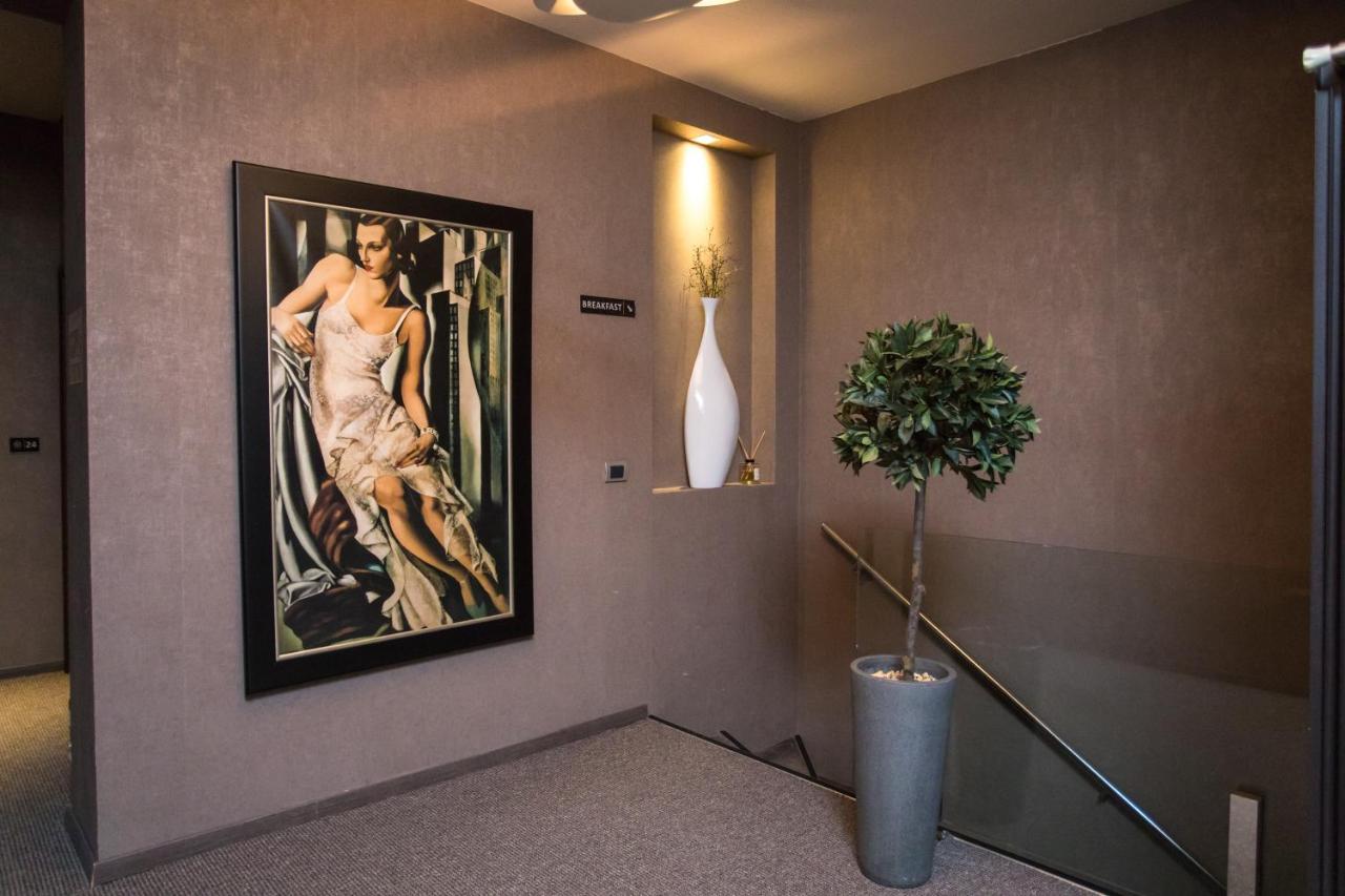 Hall Belgrade